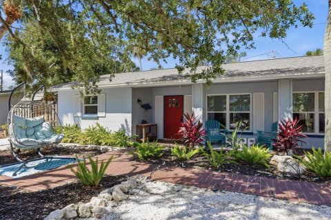 Casa en venta en Sarasota, Florida, 2 dormitorios, 177.26 m2 № 2151203 - foto 3