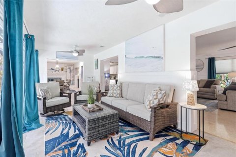Casa en venta en Sarasota, Florida, 2 dormitorios, 177.26 m2 № 2151203 - foto 25