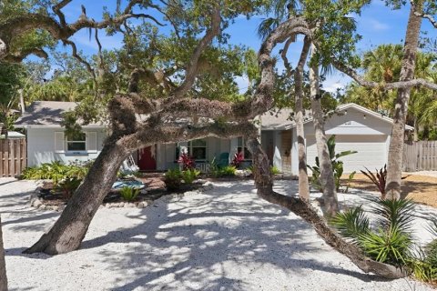 Casa en venta en Sarasota, Florida, 2 dormitorios, 177.26 m2 № 2151203 - foto 2