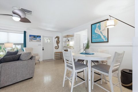 Casa en venta en Sarasota, Florida, 2 dormitorios, 177.26 m2 № 2151203 - foto 12