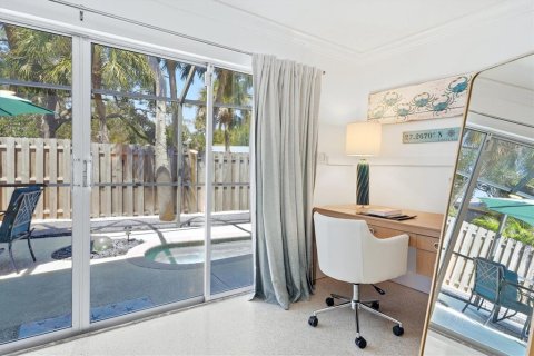 Casa en venta en Sarasota, Florida, 2 dormitorios, 177.26 m2 № 2151203 - foto 28