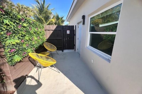 Apartamento en alquiler en Hollywood, Florida, 1 dormitorio, 41.81 m2 № 2031288 - foto 2