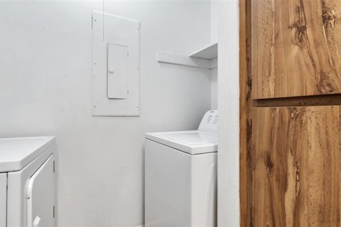 Condo in Palm Harbor, Florida, 2 bedrooms  № 1866587 - photo 16