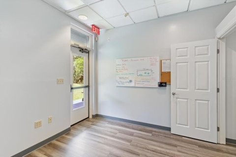 Propiedad comercial en venta en Crystal River, Florida, 705.69 m2 № 1283477 - foto 24