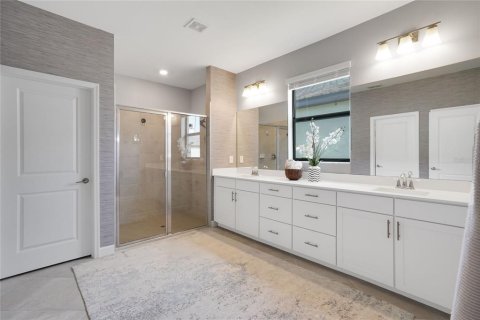 Casa en venta en Lakewood Ranch, Florida, 4 dormitorios, 253.16 m2 № 2121610 - foto 28