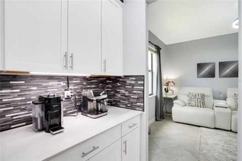 Casa en venta en Lakewood Ranch, Florida, 4 dormitorios, 253.16 m2 № 2121610 - foto 18