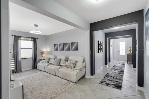 Casa en venta en Lakewood Ranch, Florida, 4 dormitorios, 253.16 m2 № 2121610 - foto 9