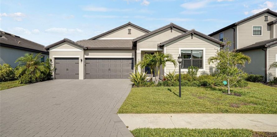 Casa en Lakewood Ranch, Florida 4 dormitorios, 253.16 m2 № 2121610