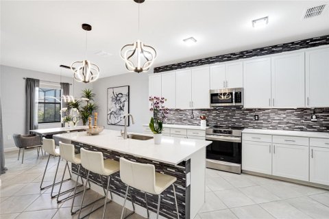 Casa en venta en Lakewood Ranch, Florida, 4 dormitorios, 253.16 m2 № 2121610 - foto 4