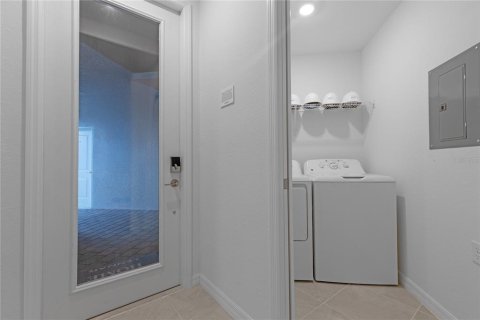 Condominio en venta en Venice, Florida, 2 dormitorios, 120.87 m2 № 2092344 - foto 23