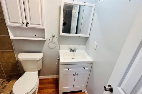 House in Intercession City, Florida 3 bedrooms, 76.92 sq.m. № 2225109 - photo 15