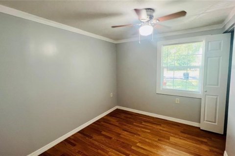 House in Intercession City, Florida 3 bedrooms, 76.92 sq.m. № 2225109 - photo 13