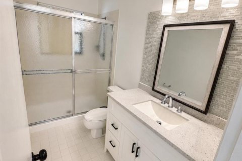 Condo in Wellington, Florida, 2 bedrooms № 2246095 - photo 12