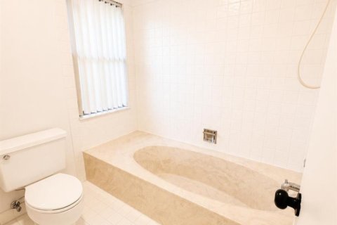 Condo in Wellington, Florida, 2 bedrooms № 2246095 - photo 18