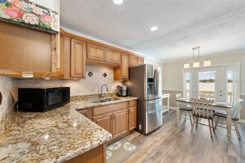 Copropriété à vendre à Saint Petersburg, Floride: 2 chambres, 95.13 m2 № 2330368 - photo 9