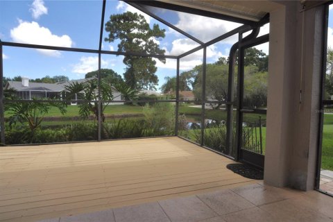 Villa ou maison à vendre à Palm Harbor, Floride: 2 chambres, 134.24 m2 № 2210556 - photo 14