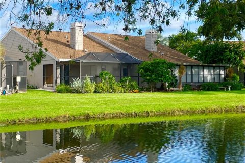 Villa ou maison à vendre à Palm Harbor, Floride: 2 chambres, 134.24 m2 № 2210556 - photo 13