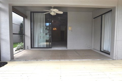 Villa ou maison à vendre à Palm Harbor, Floride: 2 chambres, 134.24 m2 № 2210556 - photo 30
