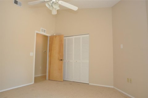 Villa ou maison à vendre à Palm Harbor, Floride: 2 chambres, 134.24 m2 № 2210556 - photo 28