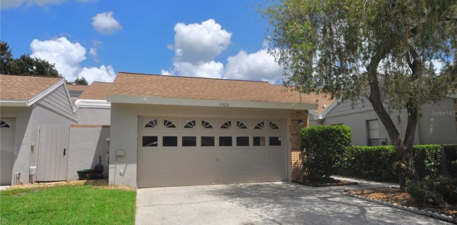 Villa ou maison à Palm Harbor, Floride 2 chambres, 134.24 m2 № 2210556
