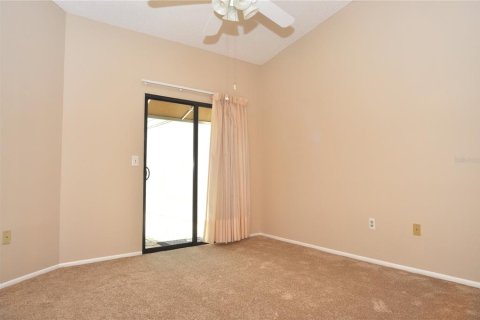 Villa ou maison à vendre à Palm Harbor, Floride: 2 chambres, 134.24 m2 № 2210556 - photo 26