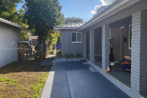 Apartamento en Hollywood, Florida 1 dormitorio, 196.95 m2 № 2010407