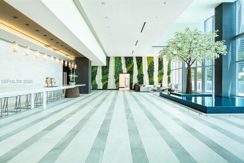 Condominio en venta en Miami, Florida, 1 dormitorio, 108.97 m2 № 2026630 - foto 24