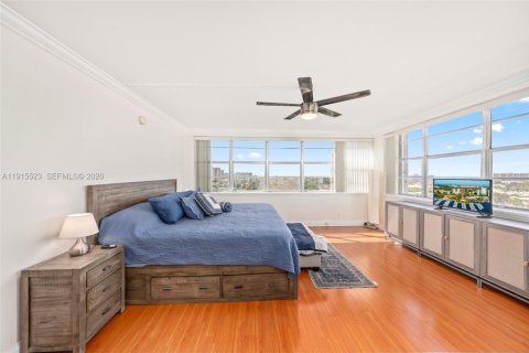 Купить кондоминиум в Норт-Майами, Флорида 2 спальни, 110.37м2, № 2054761 - фото 19