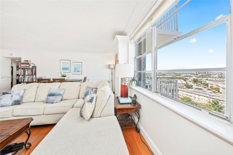 Купить кондоминиум в Норт-Майами, Флорида 2 спальни, 110.37м2, № 2054761 - фото 6