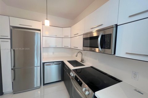 Apartamento en alquiler en Miami Beach, Florida, 1 dormitorio, 83.61 m2 № 1877590 - foto 9