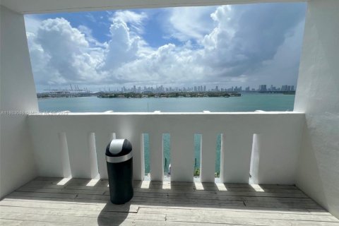 Apartamento en alquiler en Miami Beach, Florida, 1 dormitorio, 83.61 m2 № 1877590 - foto 14