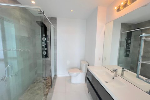 Apartamento en alquiler en Miami Beach, Florida, 1 dormitorio, 83.61 m2 № 1877590 - foto 10