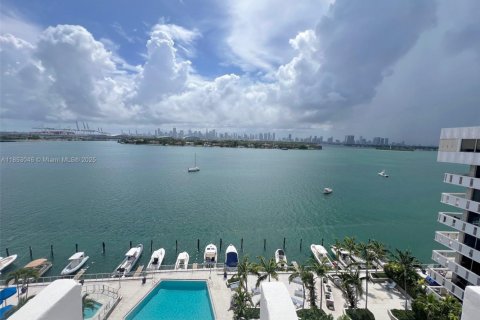Apartamento en alquiler en Miami Beach, Florida, 1 dormitorio, 83.61 m2 № 1877590 - foto 15