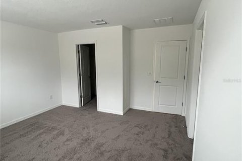 Townhouse in Wesley Chapel, Florida 3 bedrooms, 127.55 sq.m. № 1810028 - photo 21