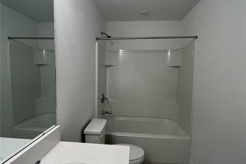 Townhouse in Wesley Chapel, Florida 3 bedrooms, 127.55 sq.m. № 1810028 - photo 19