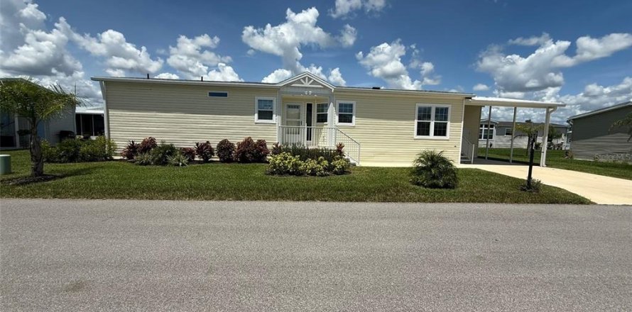 Appartement à Lake Suzy, Floride 2 chambres, 145.67 m2 № 1782142