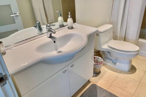 Снять в аренду кондоминиум в Халландейл-Бич, Флорида 3 спальни, 155.61м2, № 1958437 - фото 26