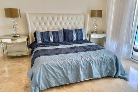 Снять в аренду кондоминиум в Халландейл-Бич, Флорида 3 спальни, 155.61м2, № 1958437 - фото 14