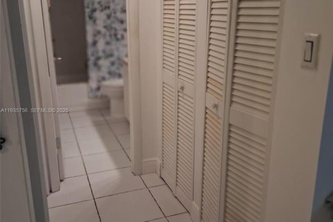 Condominio en venta en Sunrise, Florida, 2 dormitorios, 95.22 m2 № 1993883 - foto 10