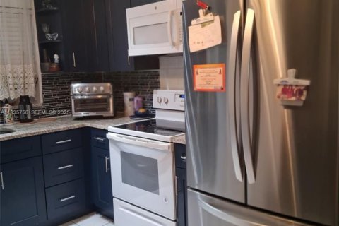 Condominio en venta en Sunrise, Florida, 2 dormitorios, 95.22 m2 № 1993883 - foto 5