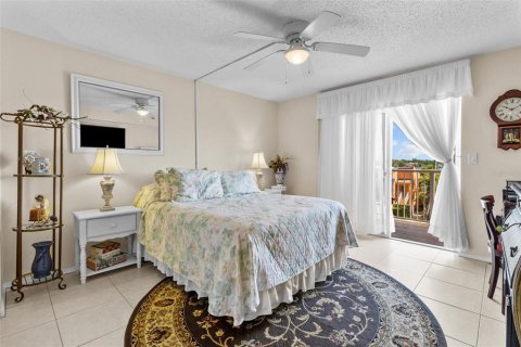 Condominio en venta en Saint Petersburg, Florida, 2 dormitorios, 102.19 m2 № 1602885 - foto 19