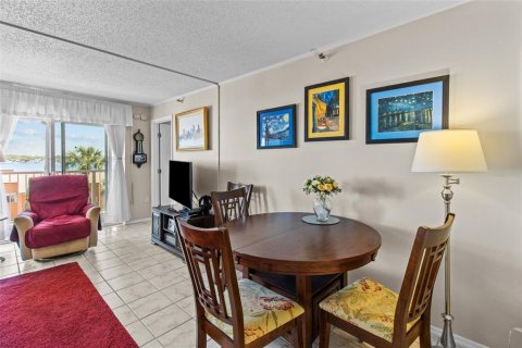 Condominio en venta en Saint Petersburg, Florida, 2 dormitorios, 102.19 m2 № 1602885 - foto 5