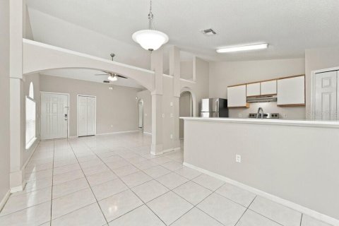 Villa ou maison à louer à Orlando, Floride: 3 chambres, 112.23 m2 № 2406586 - photo 7