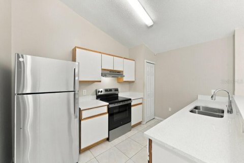 Villa ou maison à louer à Orlando, Floride: 3 chambres, 112.23 m2 № 2406586 - photo 8