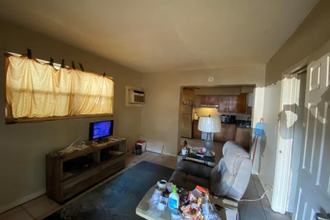 Immobilier commercial à vendre à Fort Lauderdale, Floride: 125.6 m2 № 2146544 - photo 19