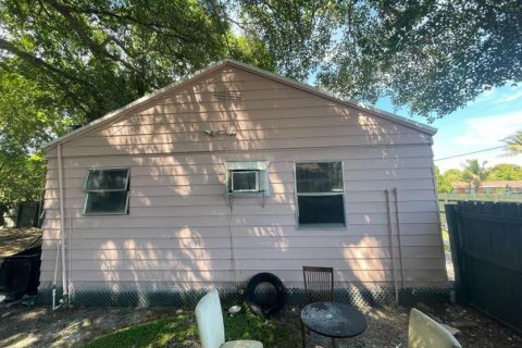 Immobilier commercial à vendre à Fort Lauderdale, Floride: 125.6 m2 № 2146544 - photo 5