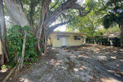 Immobilier commercial à vendre à Fort Lauderdale, Floride: 125.6 m2 № 2146544 - photo 12