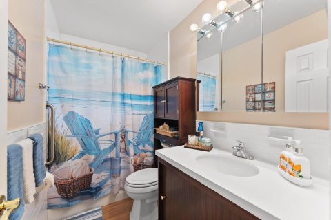 House in Wilton Manors, Florida 3 bedrooms, 180.6 sq.m. № 2182994 - photo 21