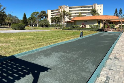 Condo in Bradenton, Florida, 2 bedrooms  № 1882909 - photo 27