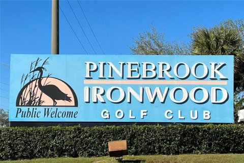 Condo in Bradenton, Florida, 2 bedrooms  № 1882909 - photo 22